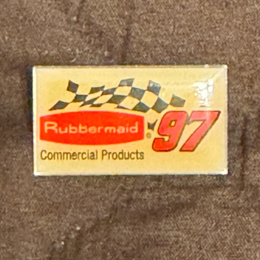 Kurt Busch 97 Rubbermaid Pin